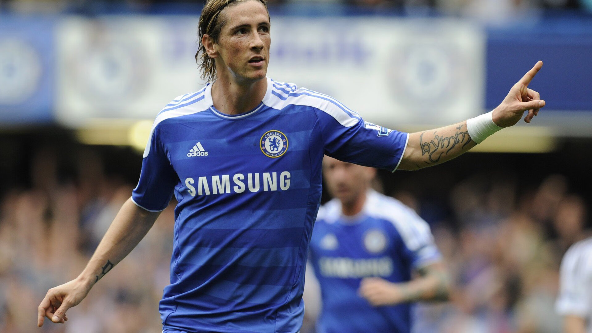 《青年电竞文化：从游戏到生活的多层面影响》，电竞 年轻人