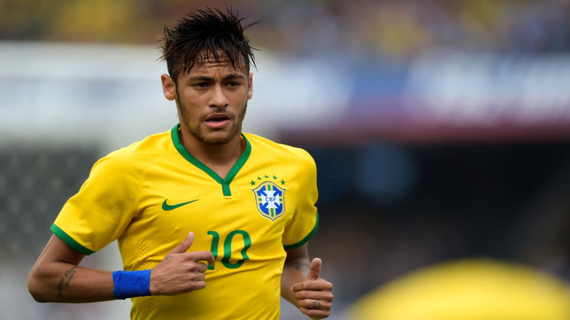 主教练是否应参与球员心理状况评估,主教练能不能上场踢球