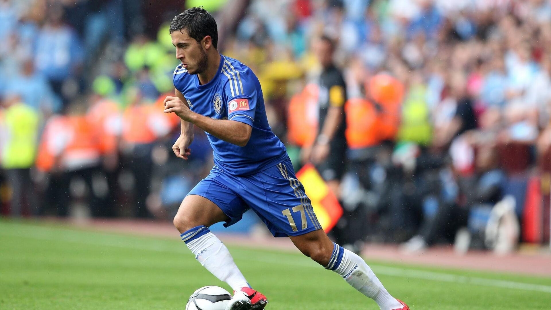 意甲豪门激烈争夺名将,转会费频创新高,意甲转会最新动态